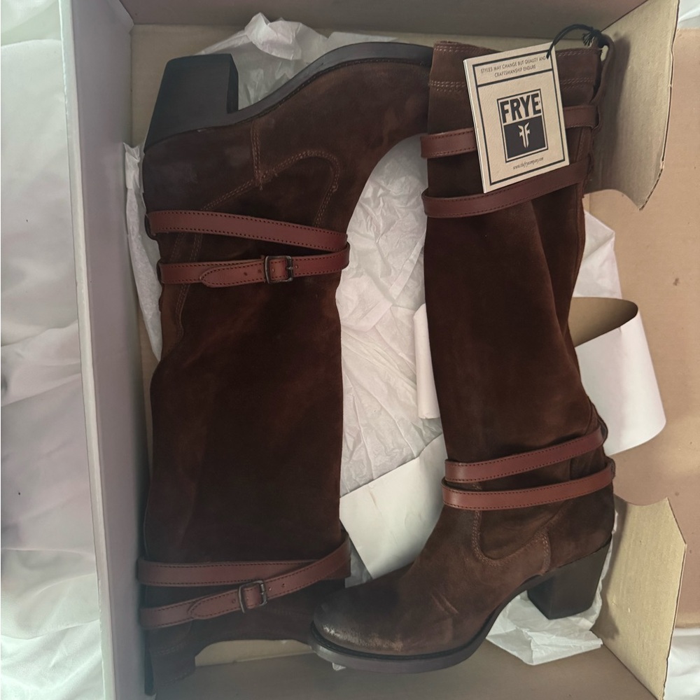 Frye Jane Strappy Brown Suede Heeled Boots size 7 new !!